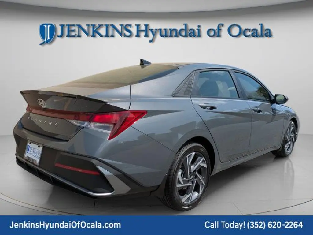 Hyundai ELANTRA 2025 SEL Sport 4p Sedan