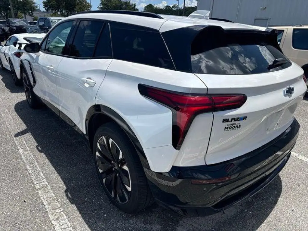 Chevrolet Blazer EV 2024 RS 4p SUV