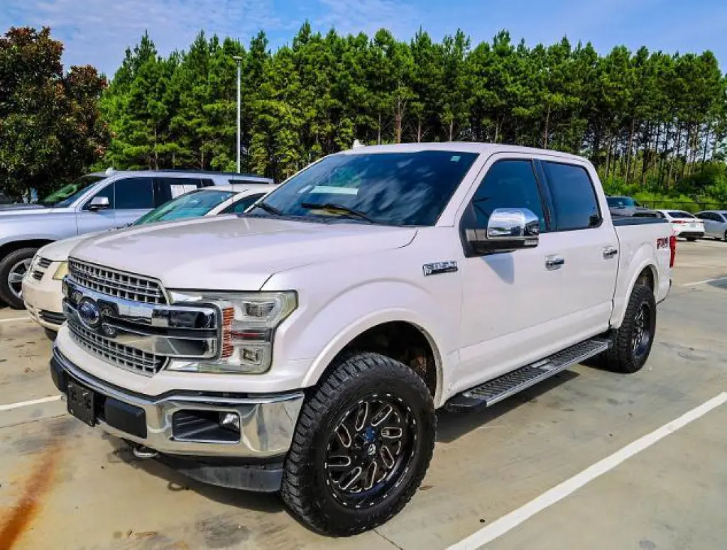 Ford F-150 2018 4x4 Lariat 4p SuperCrew 5.5 ft. SB
