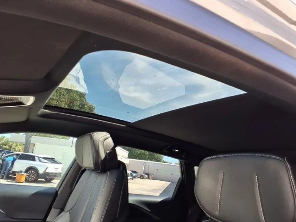 Cadillac LYRIQ 2024 Lujo 1 4p SUV