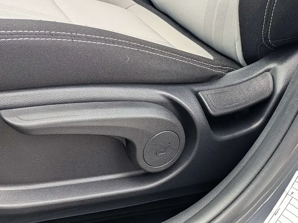 Hyundai VENUE 2025 SEL 4p Crossover