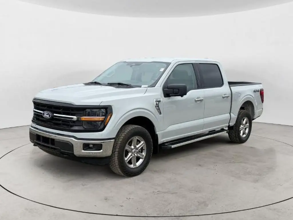 Ford F-150 2024 4x4 XLT 4 puertas SuperCrew caja corta de 5,5 pies