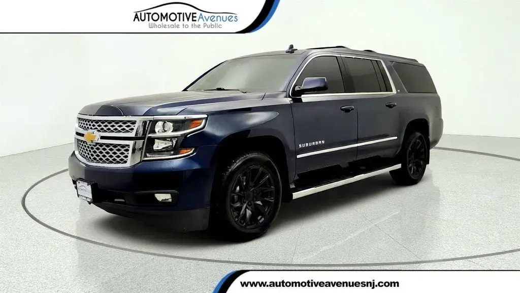 Chevrolet Suburban 2017 4x4 LT 4p SUV