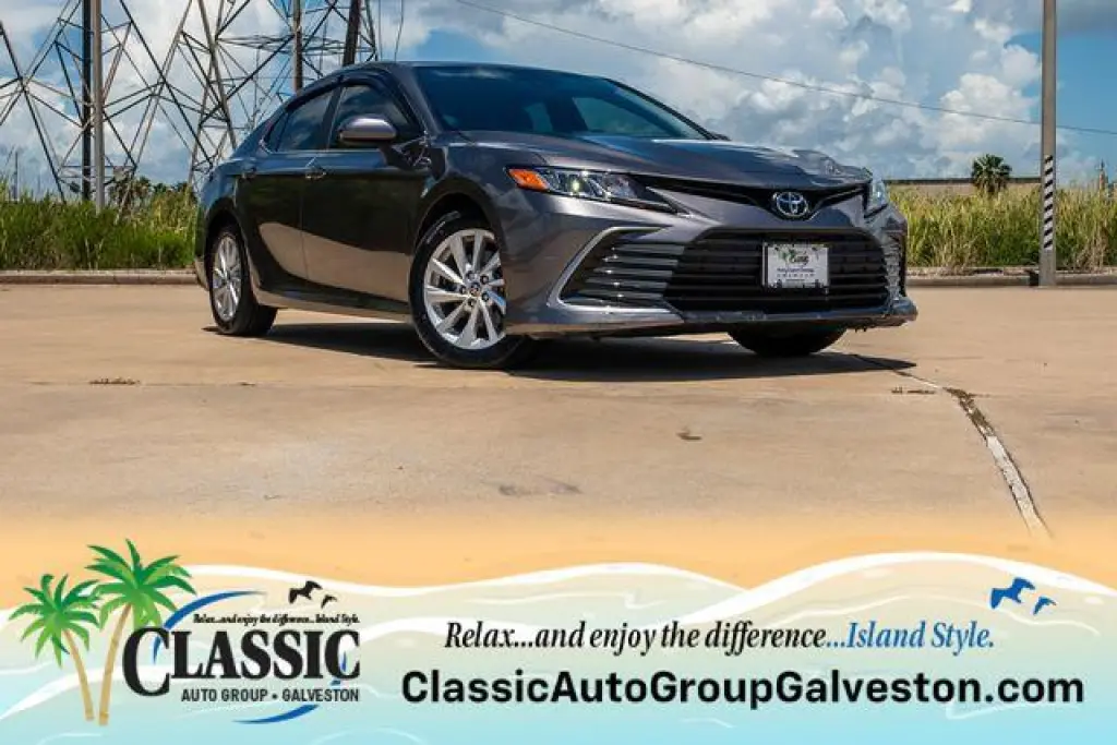 Toyota Camry 2021 LE 4dr Sedan