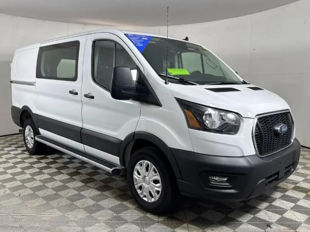 Ford Transit 2025 250 3 puertas LWB Furgón de carga de techo bajo