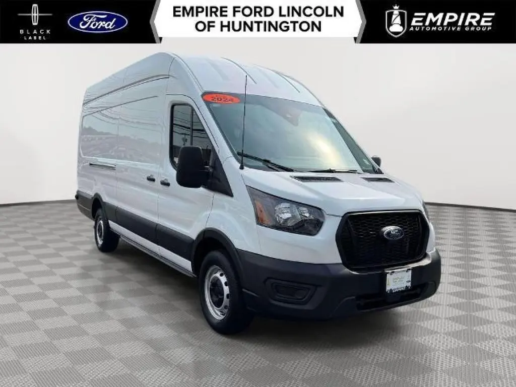Ford Transit 2024 Furgón de Carga 250 de 3 puertas, batalla larga (LWB), techo alto y carrocería extendida