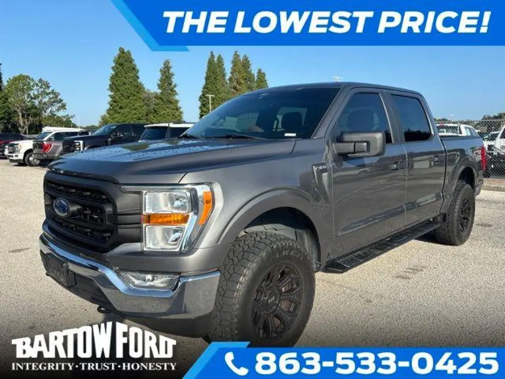 Ford F-150 2022 4x4 XL 4p SuperCrew 5.5 ft. SB