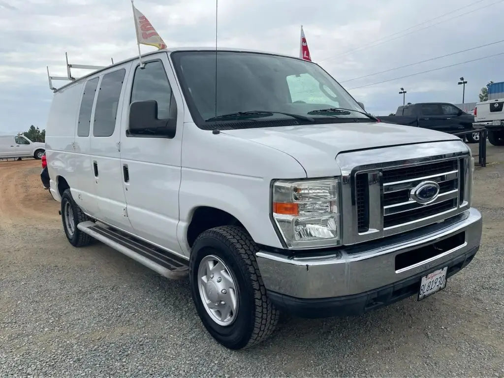2013 Ford E250 CARGO