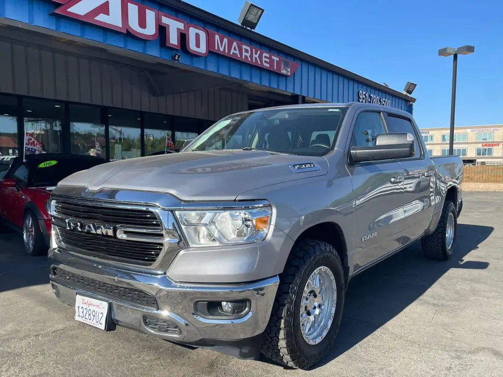 2019 Ram 1500 CREW CAB