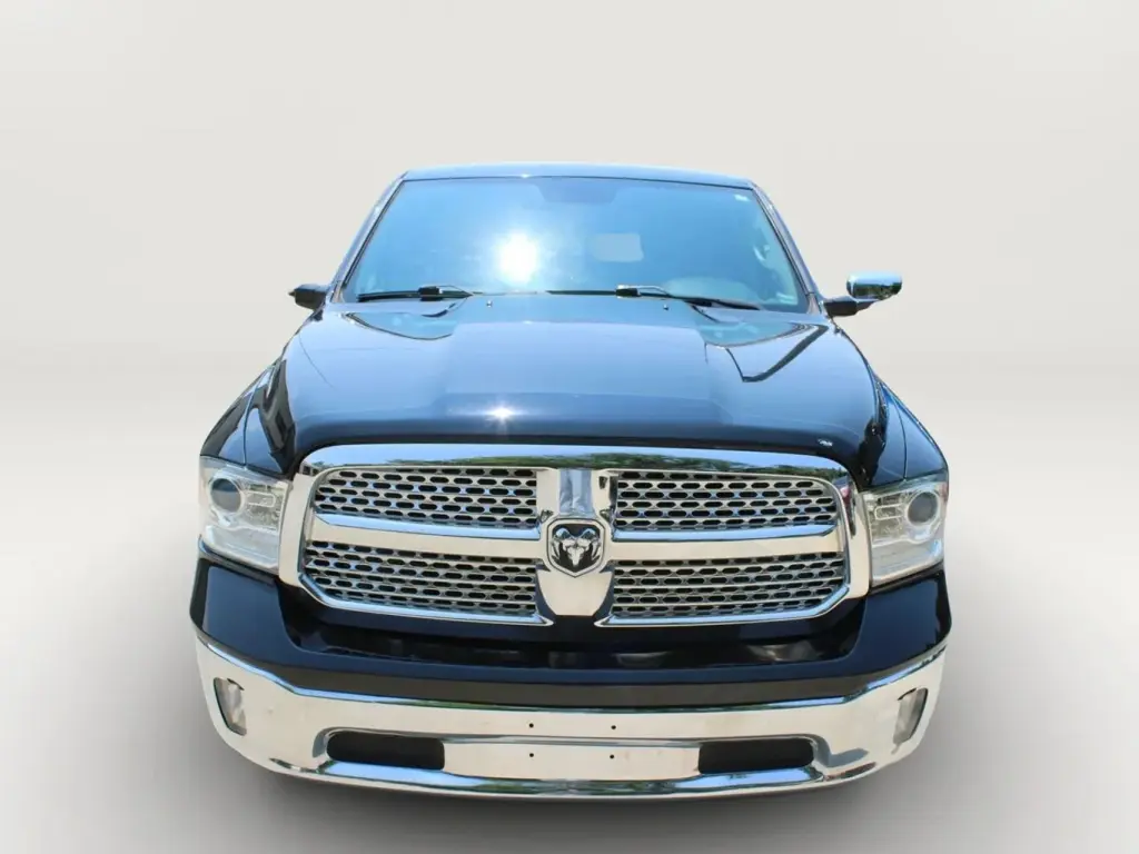 2017 Ram 1500 CREW CAB