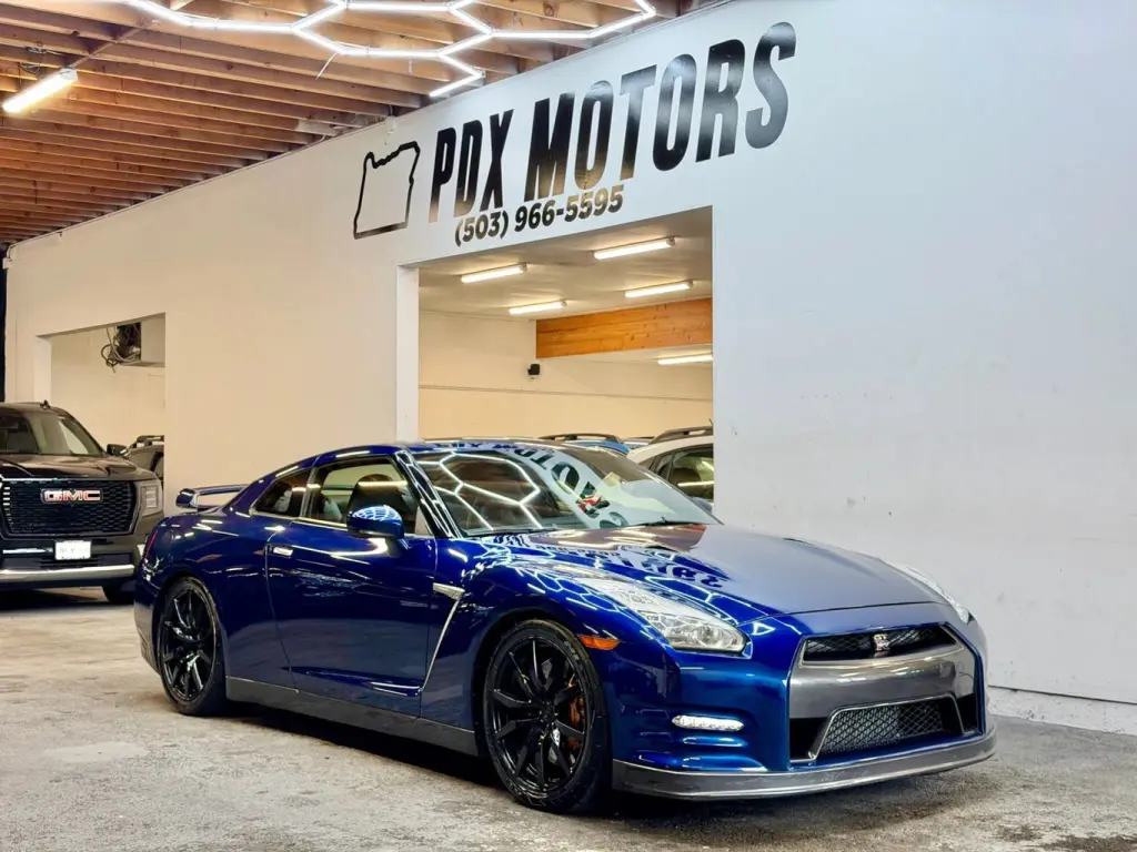 2015 Nissan GT-R