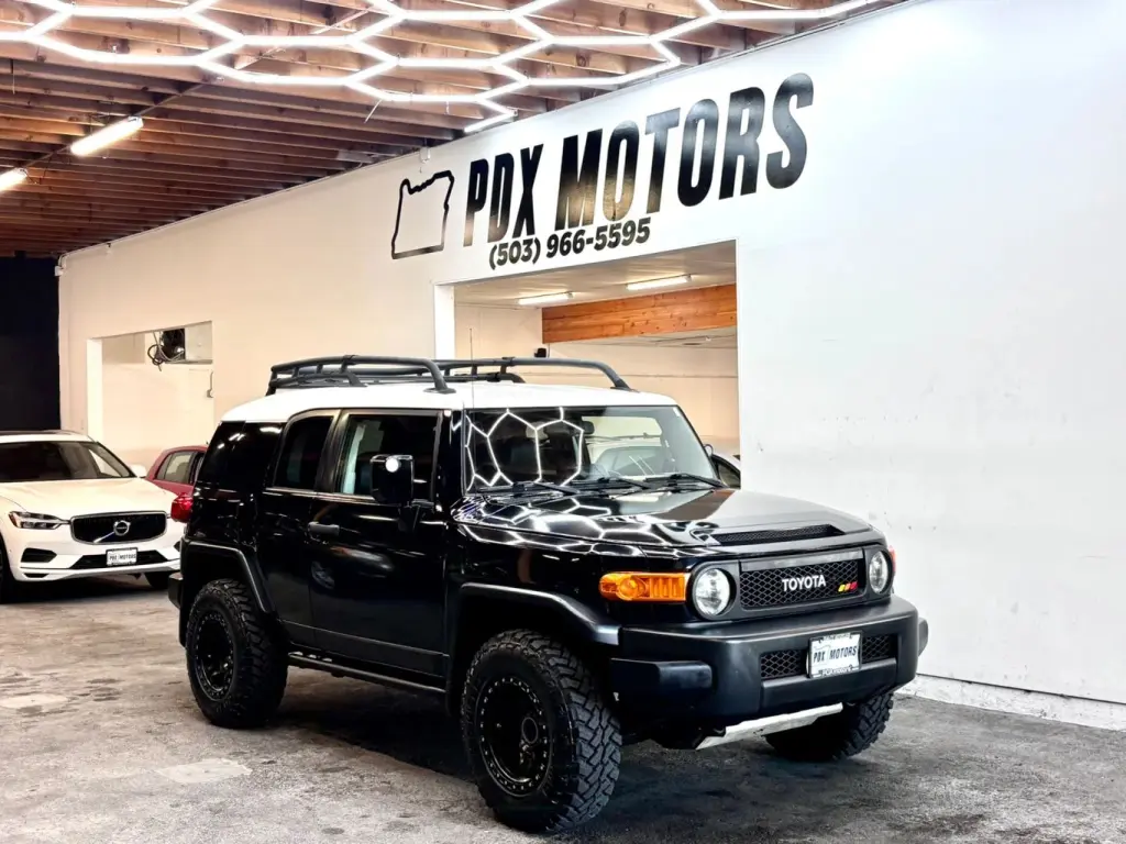 2011 Toyota FJ CRUISER