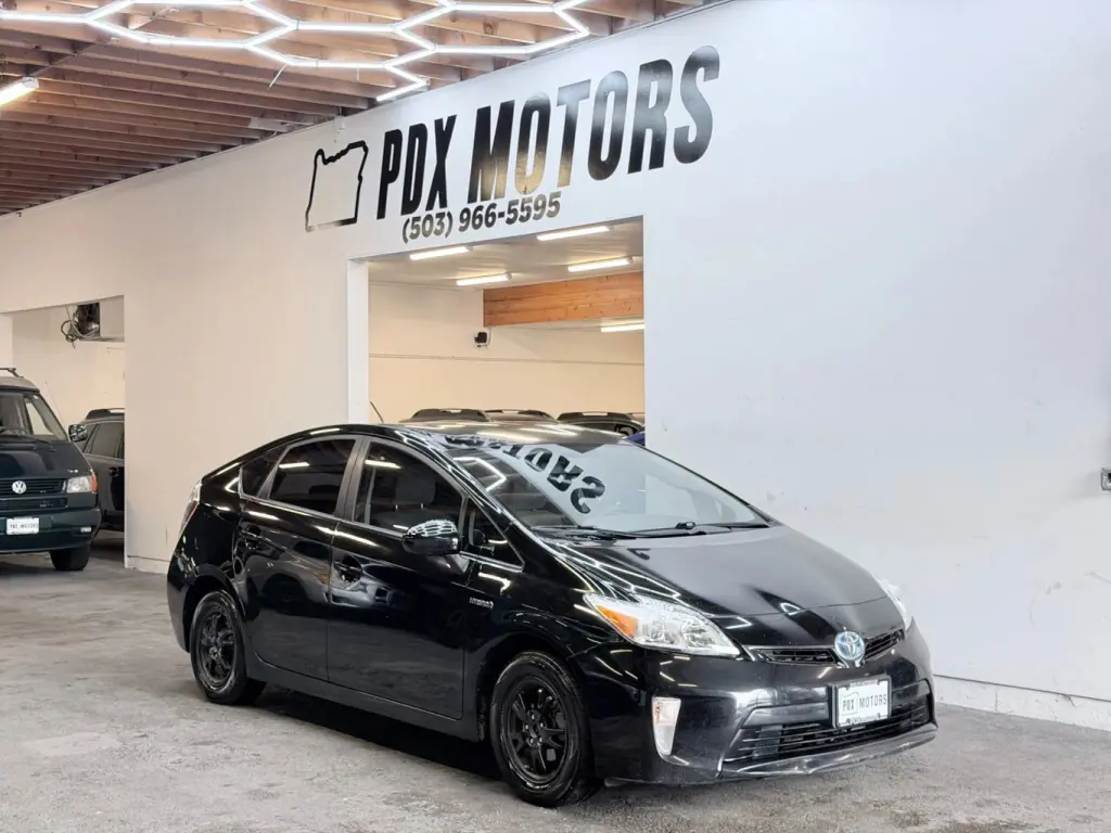 2015 Toyota PRIUS