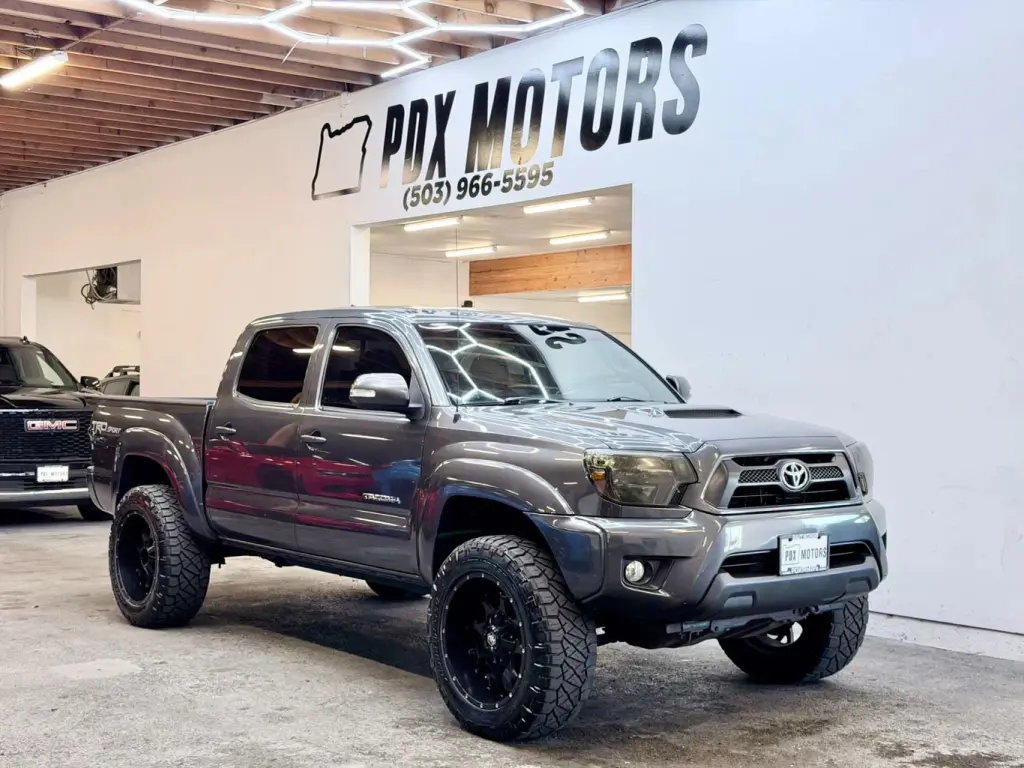 2015 Toyota TACOMA DOUBLE CAB
