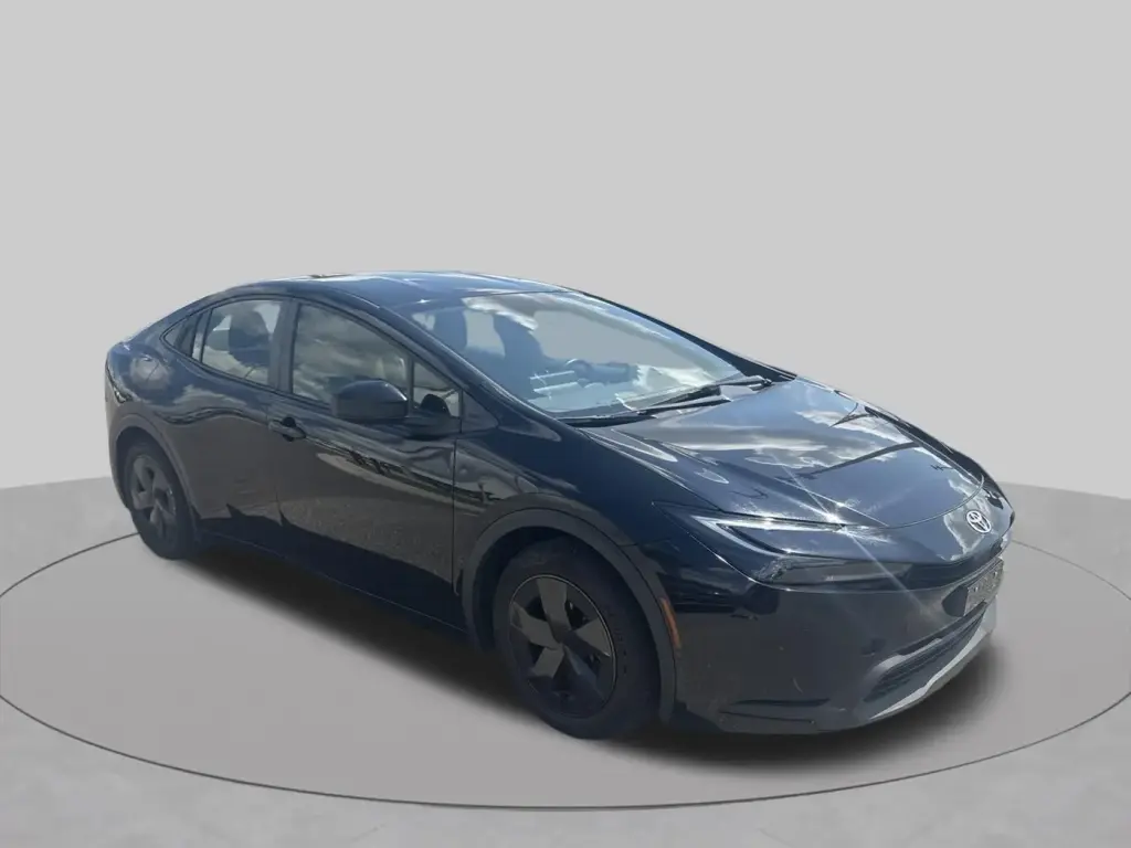 Toyota Prius 2024 LE 4p Hatchback