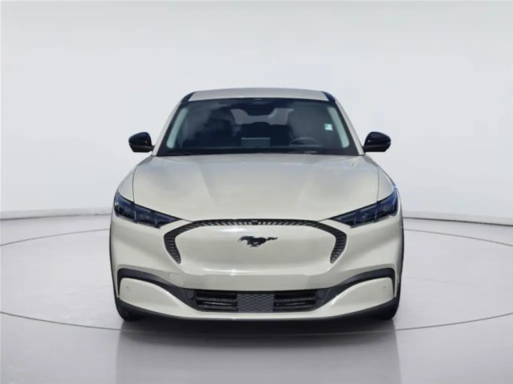 Ford Mustang Mach-E 2025 Select SUV 4p.