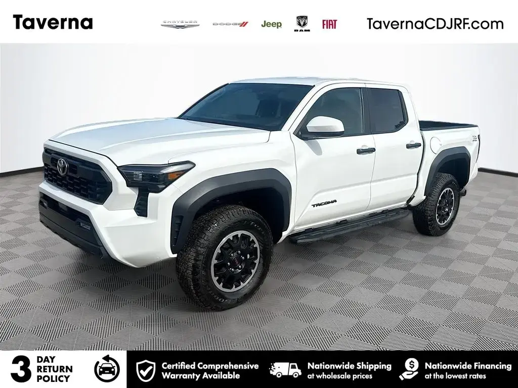 Toyota Tacoma 2024 4x4 SR5 4p Doble Cab 5.0 ft SB