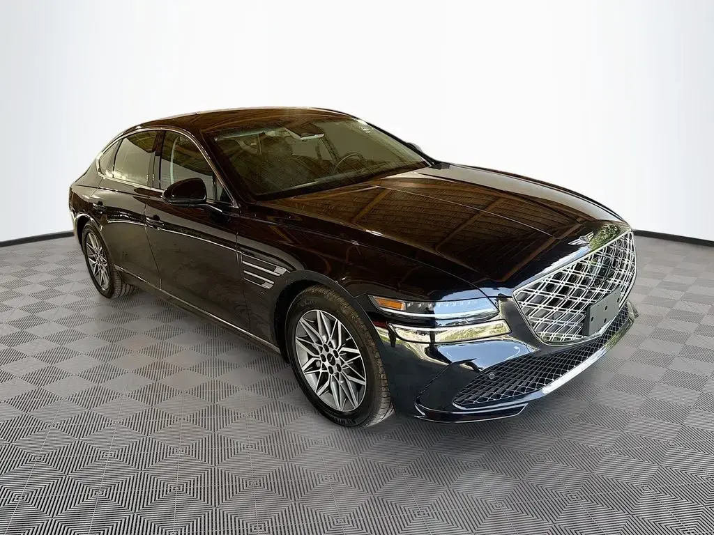 Genesis G80 2025 AWD 2.5T 4p Sedan