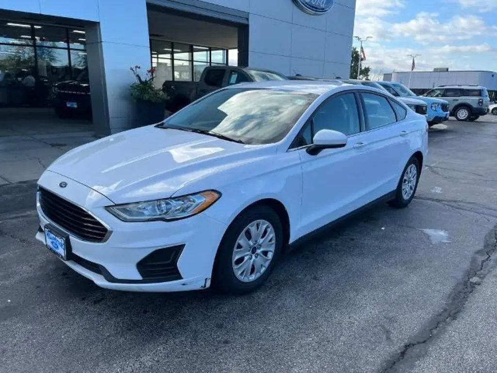 Ford Fusion 2020 S 4p Sedan