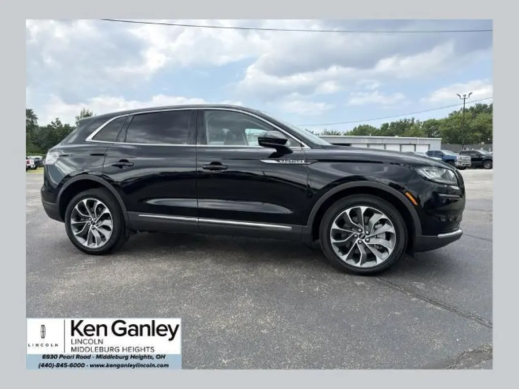 Lincoln Nautilus 2023 AWD Reserve 4dr SUV