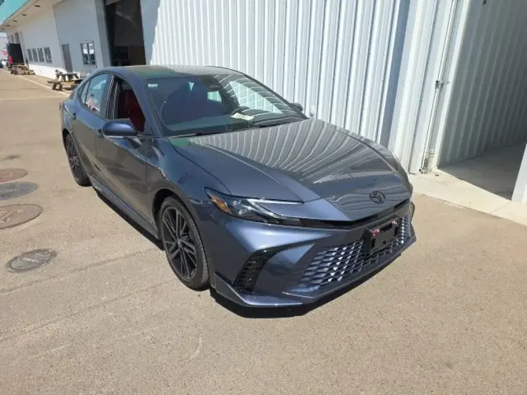Toyota Camry 2026 SE 4dr Sedan