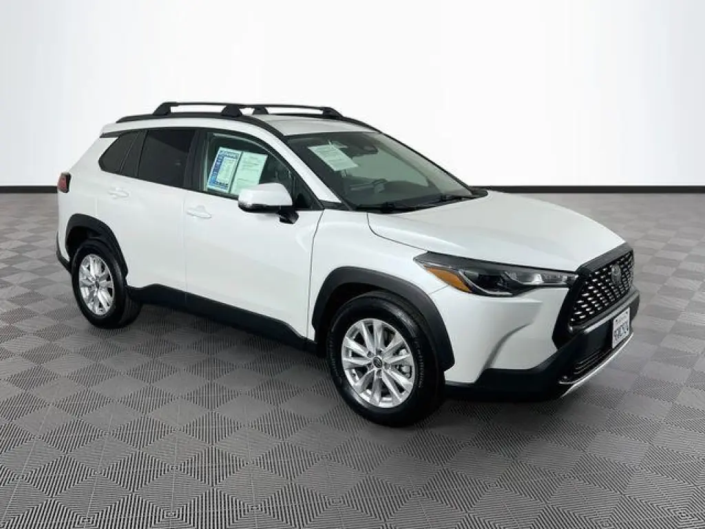 Toyota Corolla Cross 2023 LE 4p Crossover