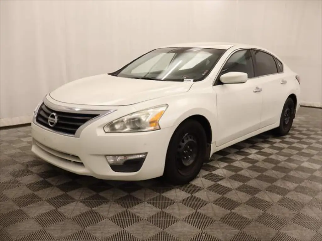 Nissan Altima 2015 2.5 S Sedan 4p