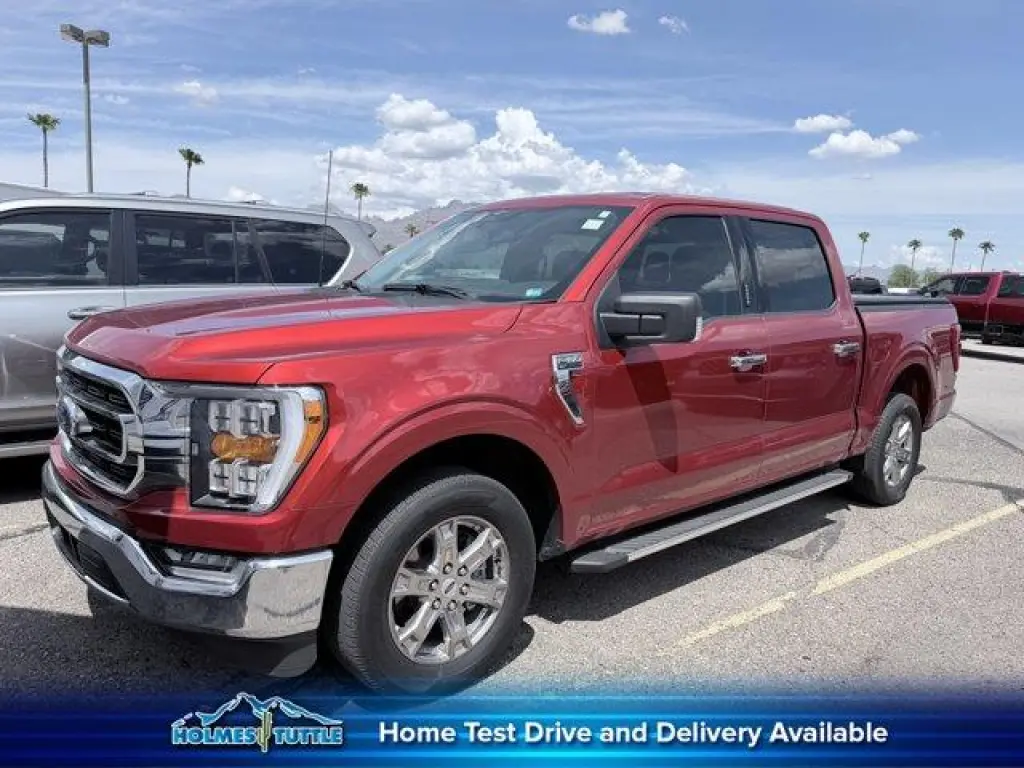 Ford F-150 2023 4x2 XLT 4p SuperCrew 5.5 ft. CB