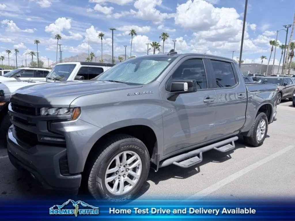 Chevrolet Silverado 1500 2020 4x2 RST 4p Camioneta de cabina completa 5.8 pies SB