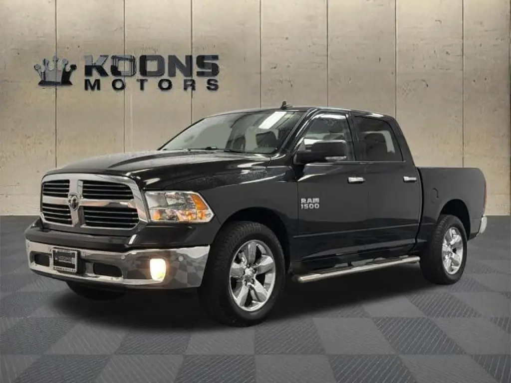 Ram 1500 2018 4x4 SLT 4dr Crew Cab 5.5 ft. SB Pickup