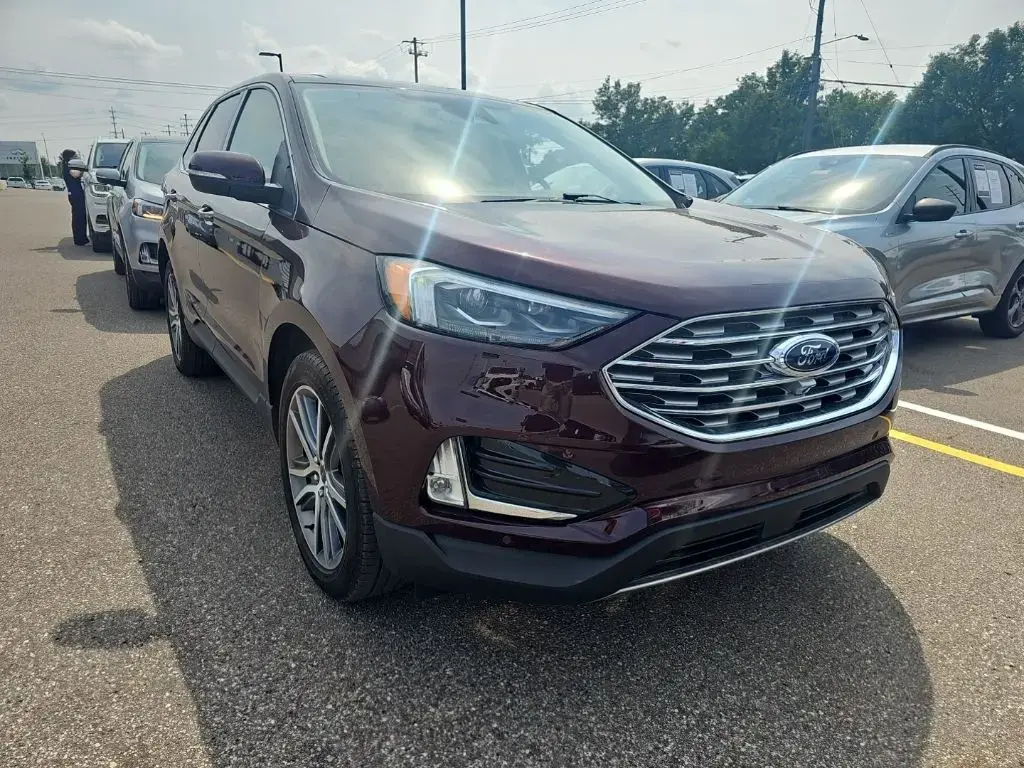 Ford Edge 2023 AWD Titanium 4p Crossover