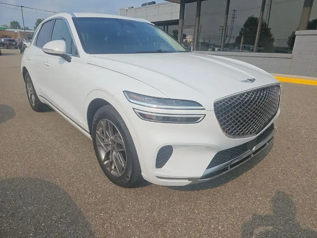 Genesis GV70 2025 AWD 2.5T Standard 4p SUV