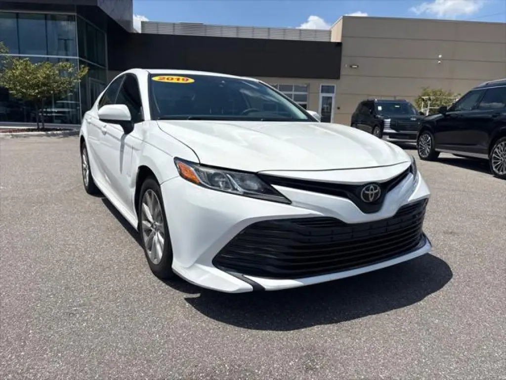 Toyota Camry 2019 LE Sedán 4p