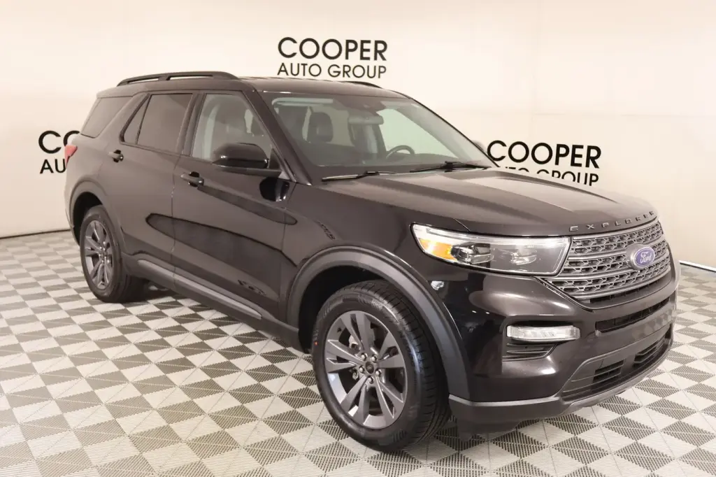 Ford Explorer 2022 4x4 XLT SUV de 4 puertas