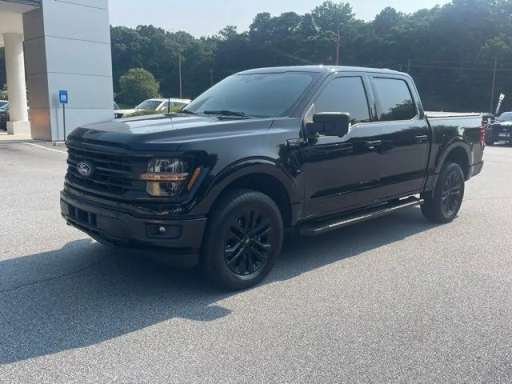 Ford F-150 2024 4x4 XLT 4p SuperCrew 5,5 ft. SB