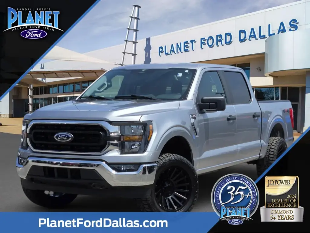 Ford F-150 2023 4x4 Platinum 4dr SuperCrew 5.5 ft. SB