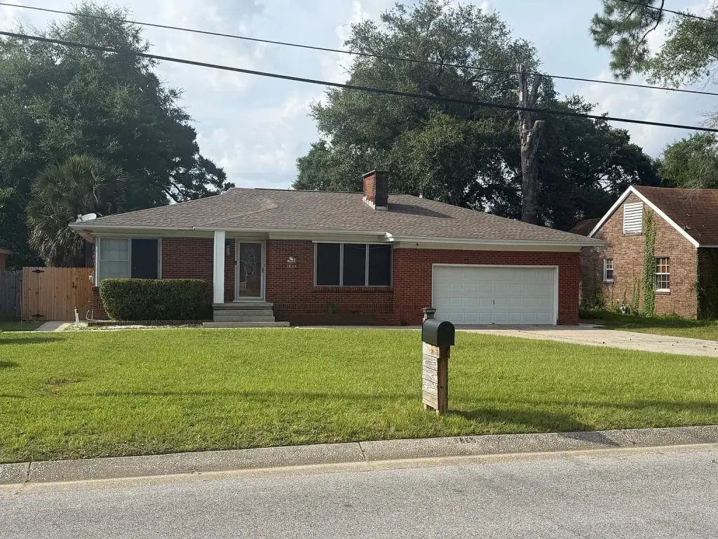 Propiedad en alquiler con 2 dormitorios y 1 baño en Pensacola