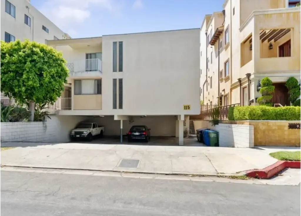 2 Bedroom Apt in Compton