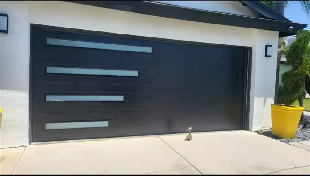 Garage doors service and repai
