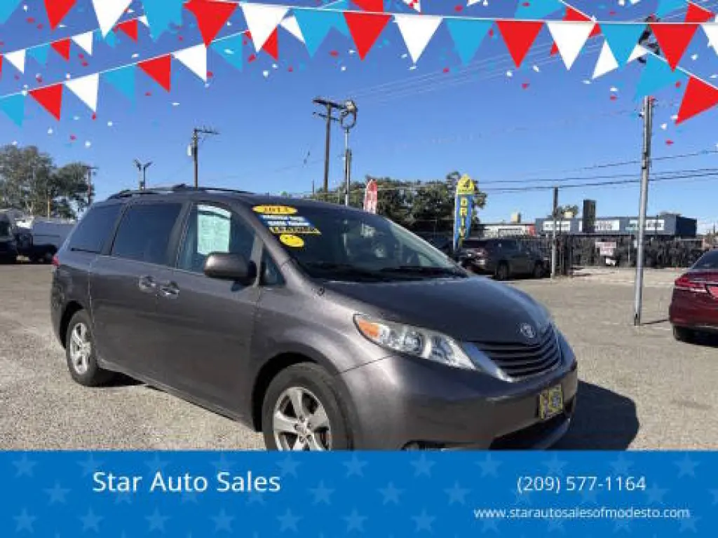Toyota Sienna 2013