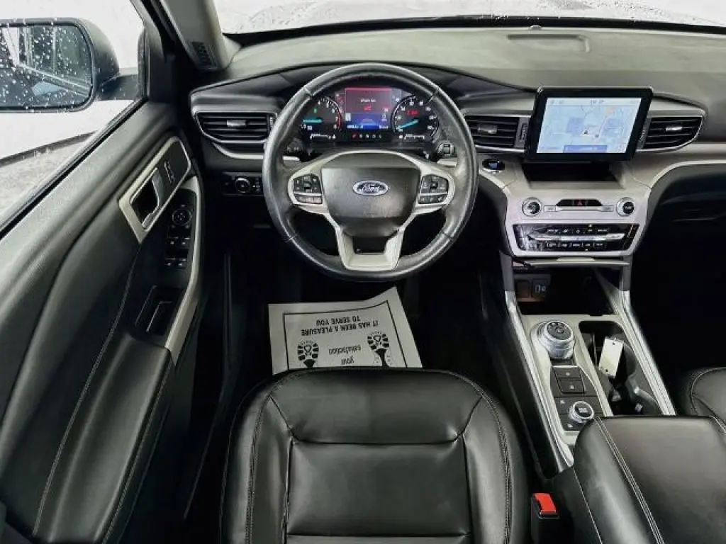 Ford Explorer 2023 AWD XLT 4p SUV