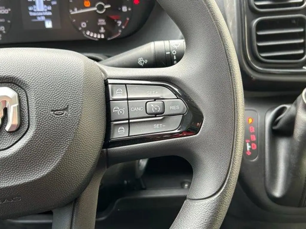 Ram ProMaster 2024 Tradesman 3500 159 WB 3dr Super High Roof Furgoneta de Carga sin Asiento de Pasajero