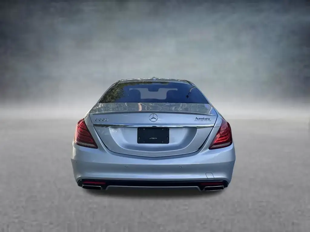 Mercedes-Benz Clase S 2016 S 550 4p Sedan