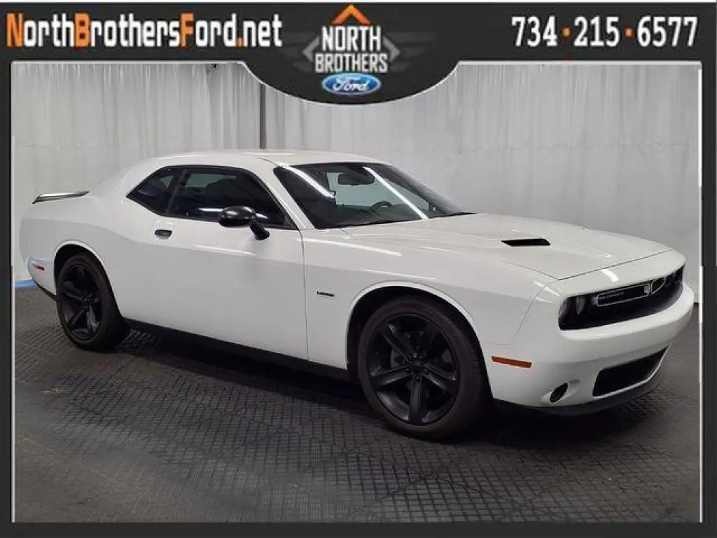 Dodge Challenger 2017 R/T 2p Coupé
