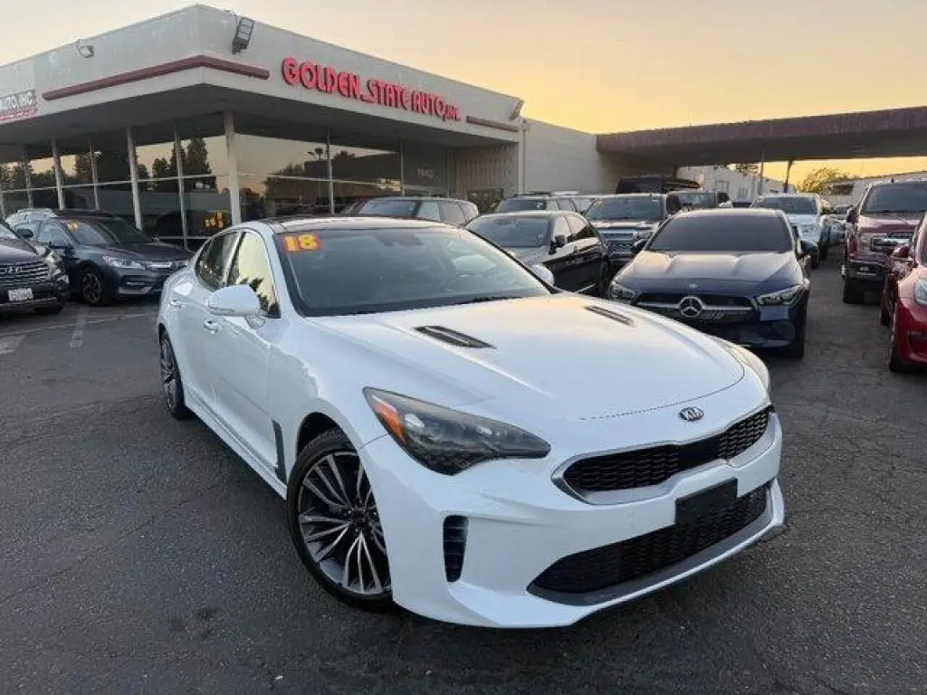 Kia Stinger 2018 Premium 4p Sedán