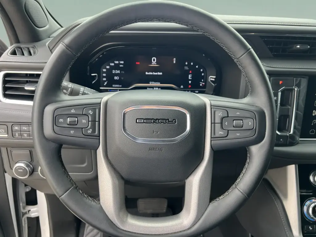 GMC Yukon 2023 4x2 Denali 4p SUV