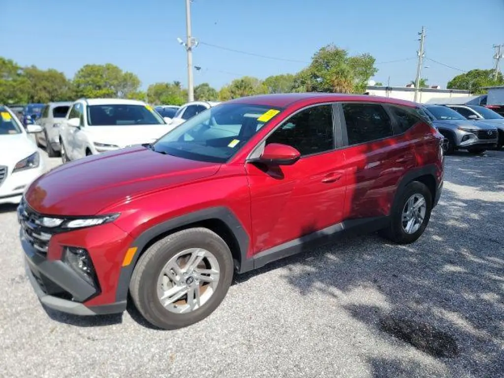 Hyundai TUCSON 2025 SE 4p SUV