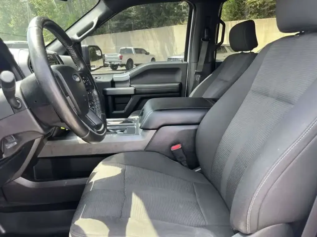 Ford F-150 2017 4x2 Lariat 4p SuperCrew 5.5 ft. SB