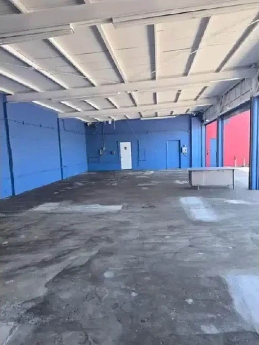 LOS ANGELES- SPACE FOR LEASE