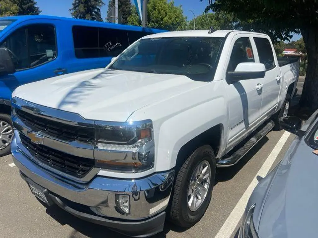 Chevrolet Silverado 1500 2018 4x2 LT 4p. Crew Cab 5.8 ft. SB